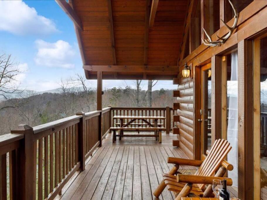 فيلا Breathtaking Views Of The Smokies, 3 Mins To جاتلينبرج المظهر الخارجي الصورة